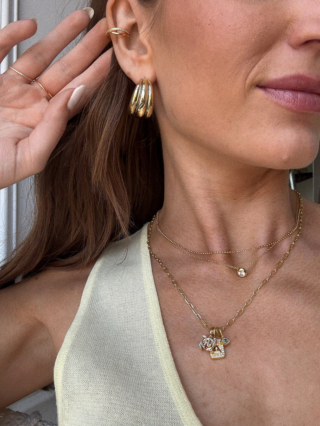 Gina Hoop Earrings - Gold
