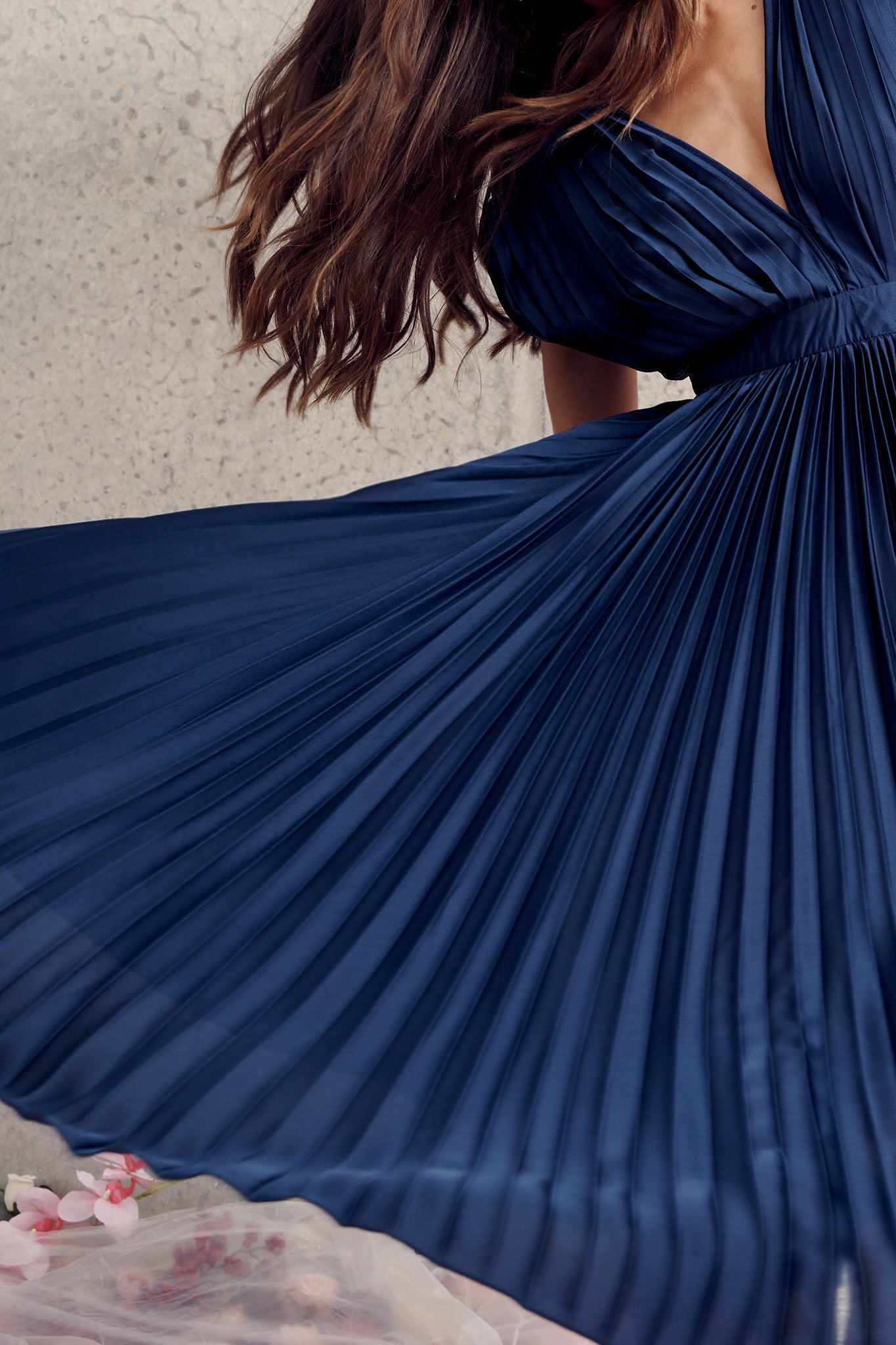 Anetta Midi Dress In Pleated Navy Satin