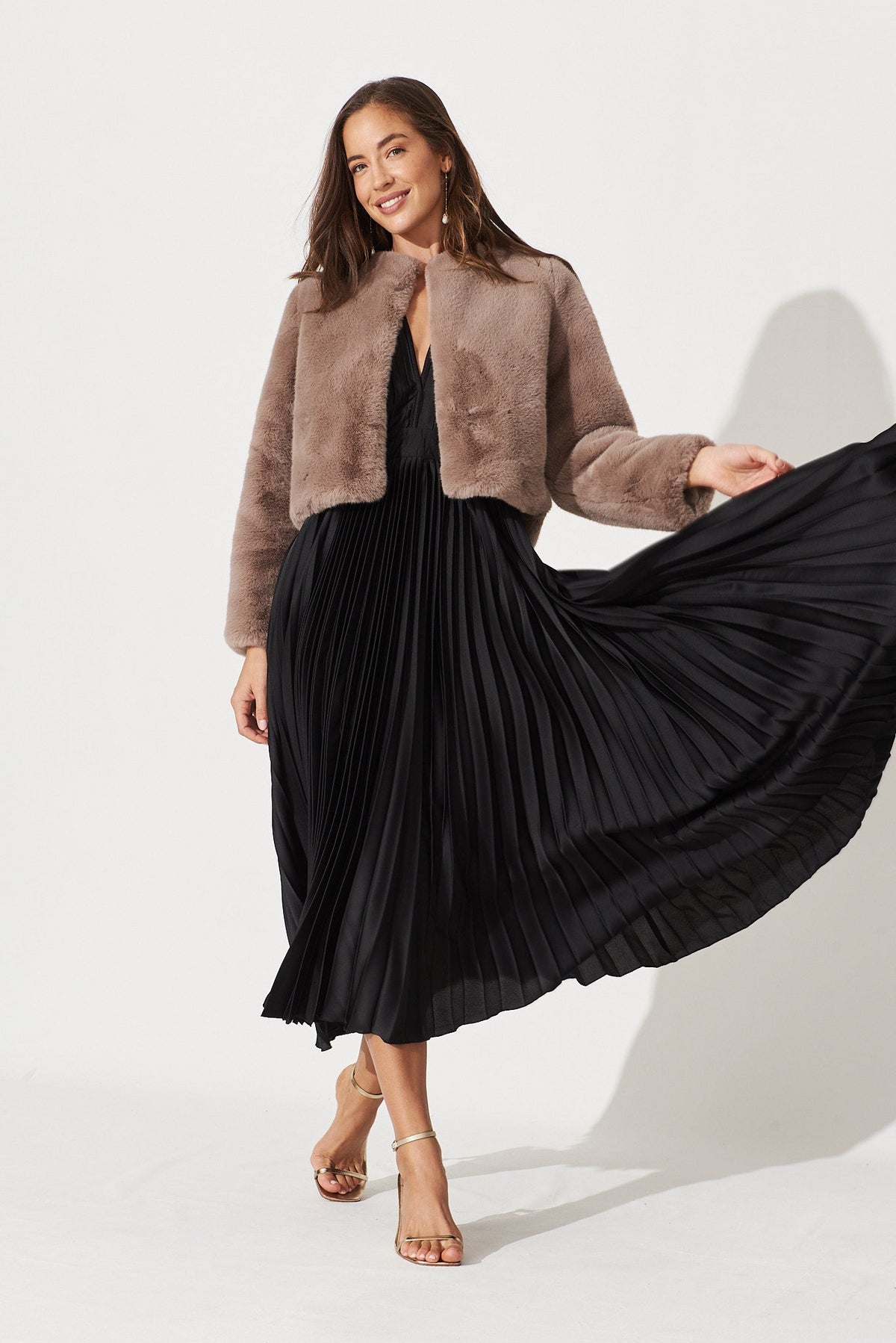Anetta Midi Dress In Pleated Black Satin