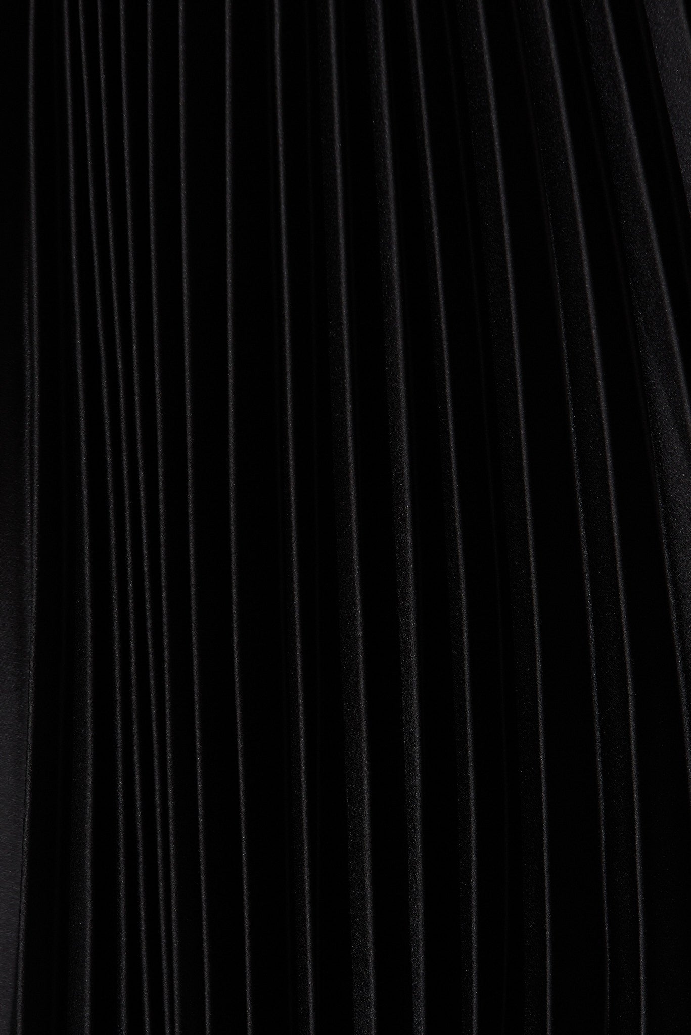 Anetta Midi Dress In Pleated Black Satin
