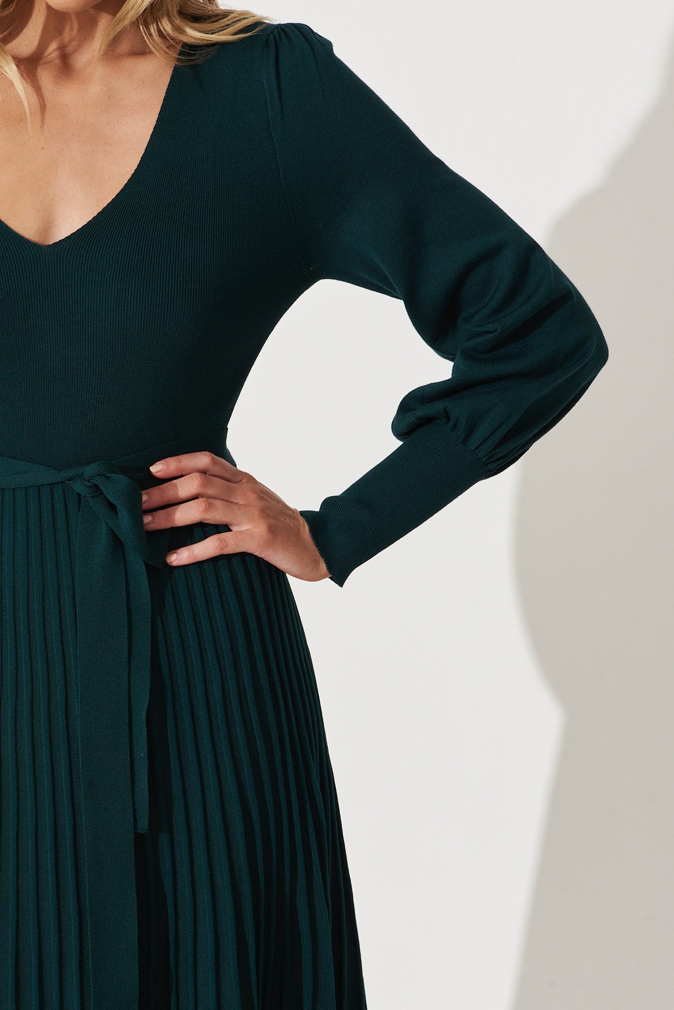Albi Midi Knit Dress In Emerald Cotton Blend