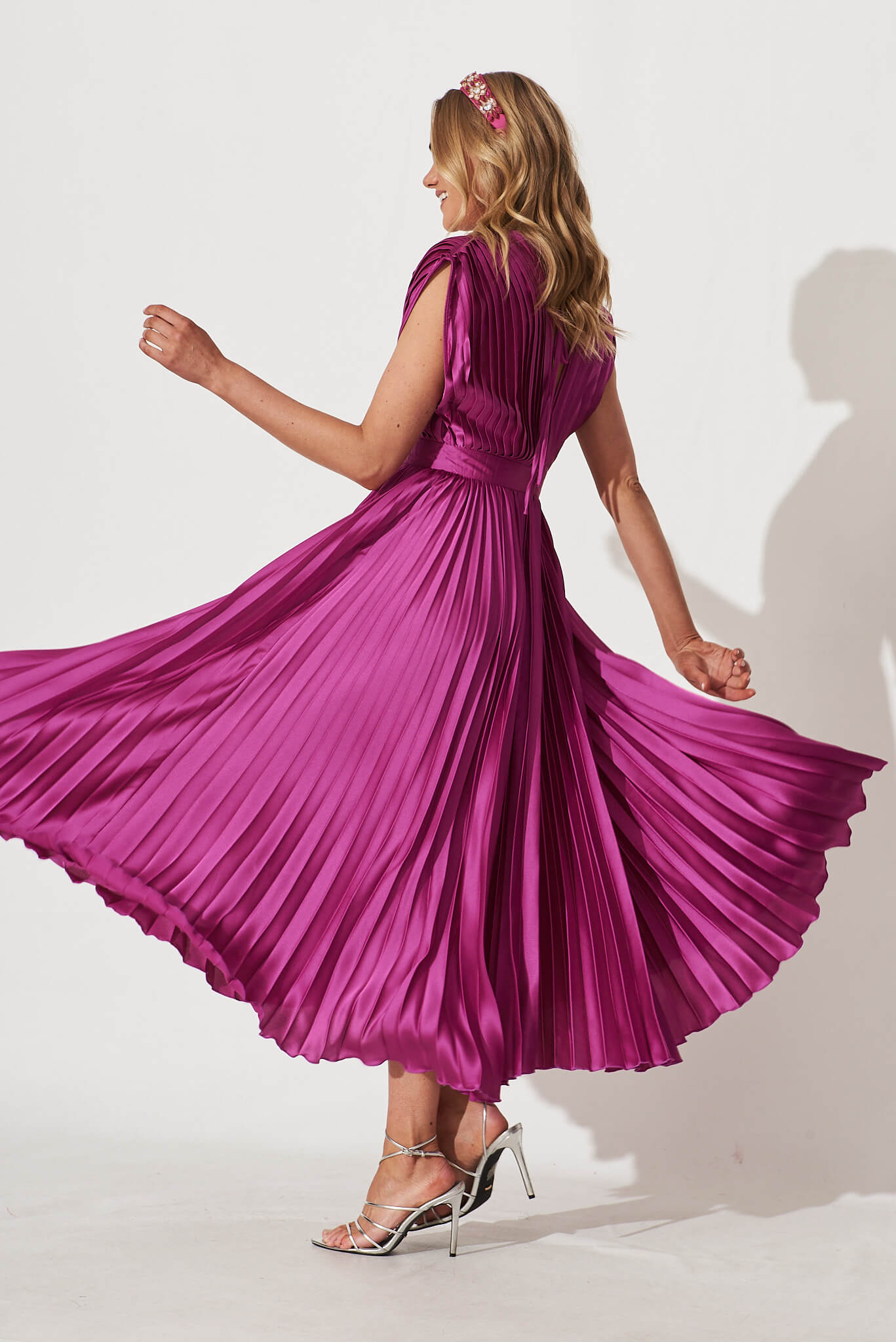 Anetta Midi Dress In Pleated Magenta Satin