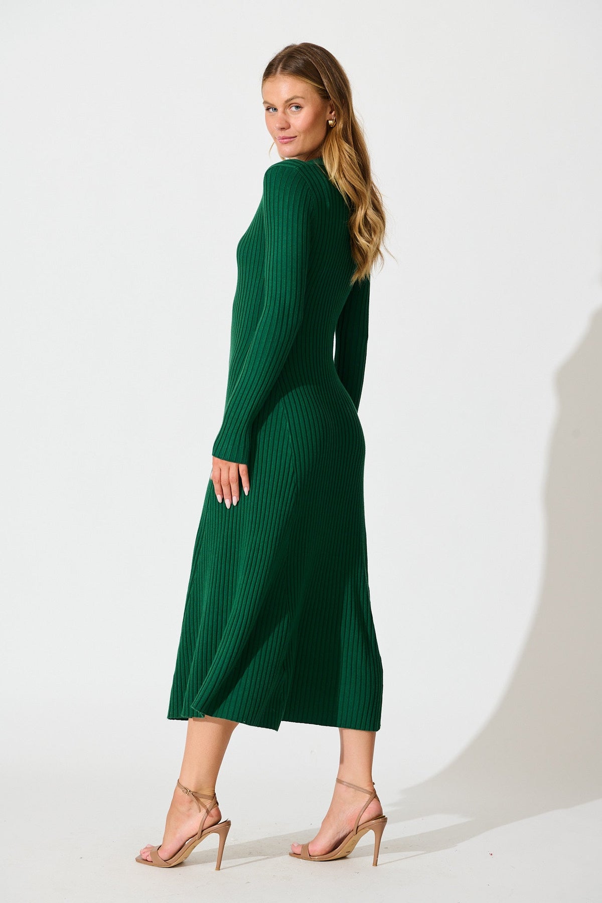 Centrepiece Midi Knit Dress in Green