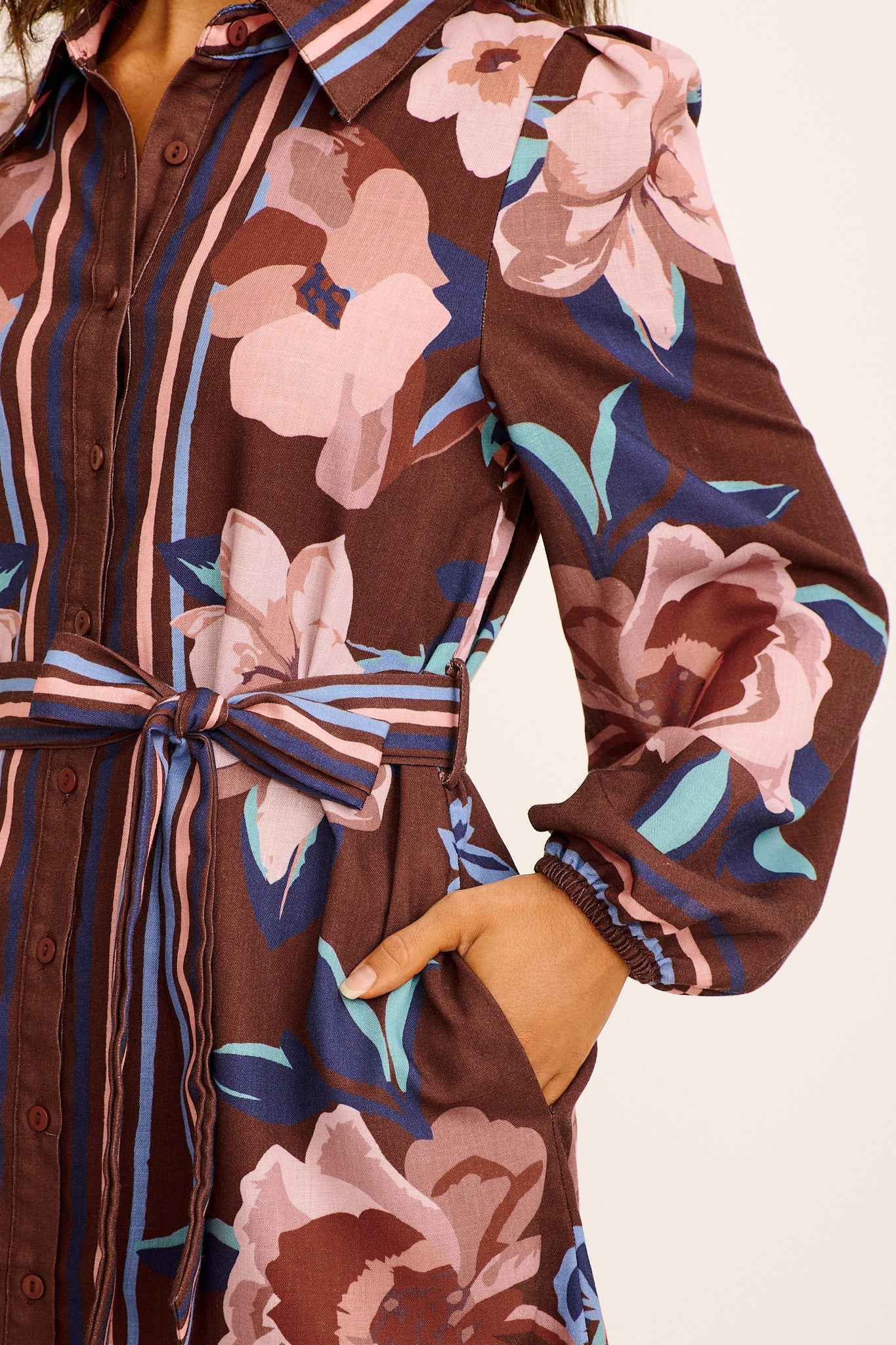Caylee Shirt Dress in Chocolate Border Print Linen Blend