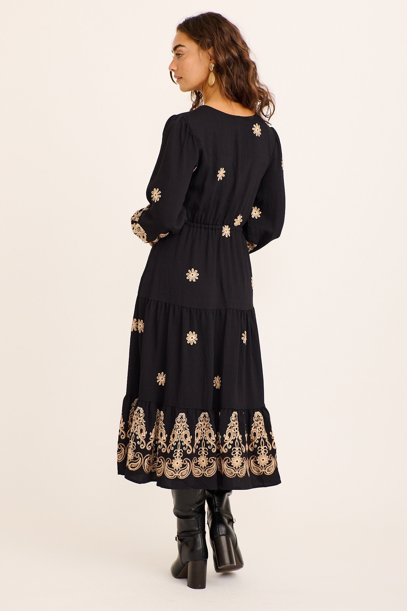 Cantine Midi Dress in Black with Chocolate Embroidery