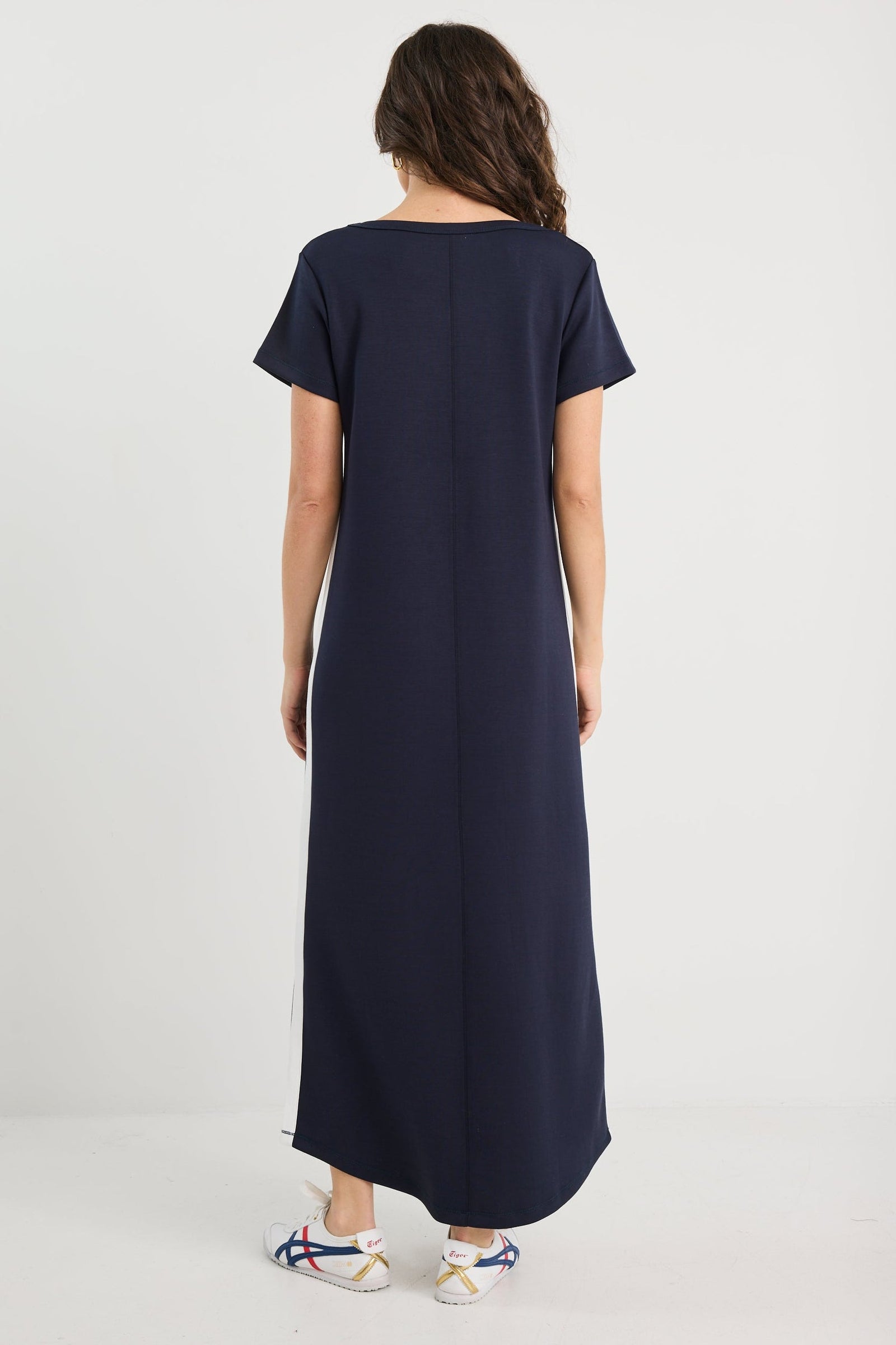 Ballad Ink Side Stripe Crew Neck Knit Maxi Dress