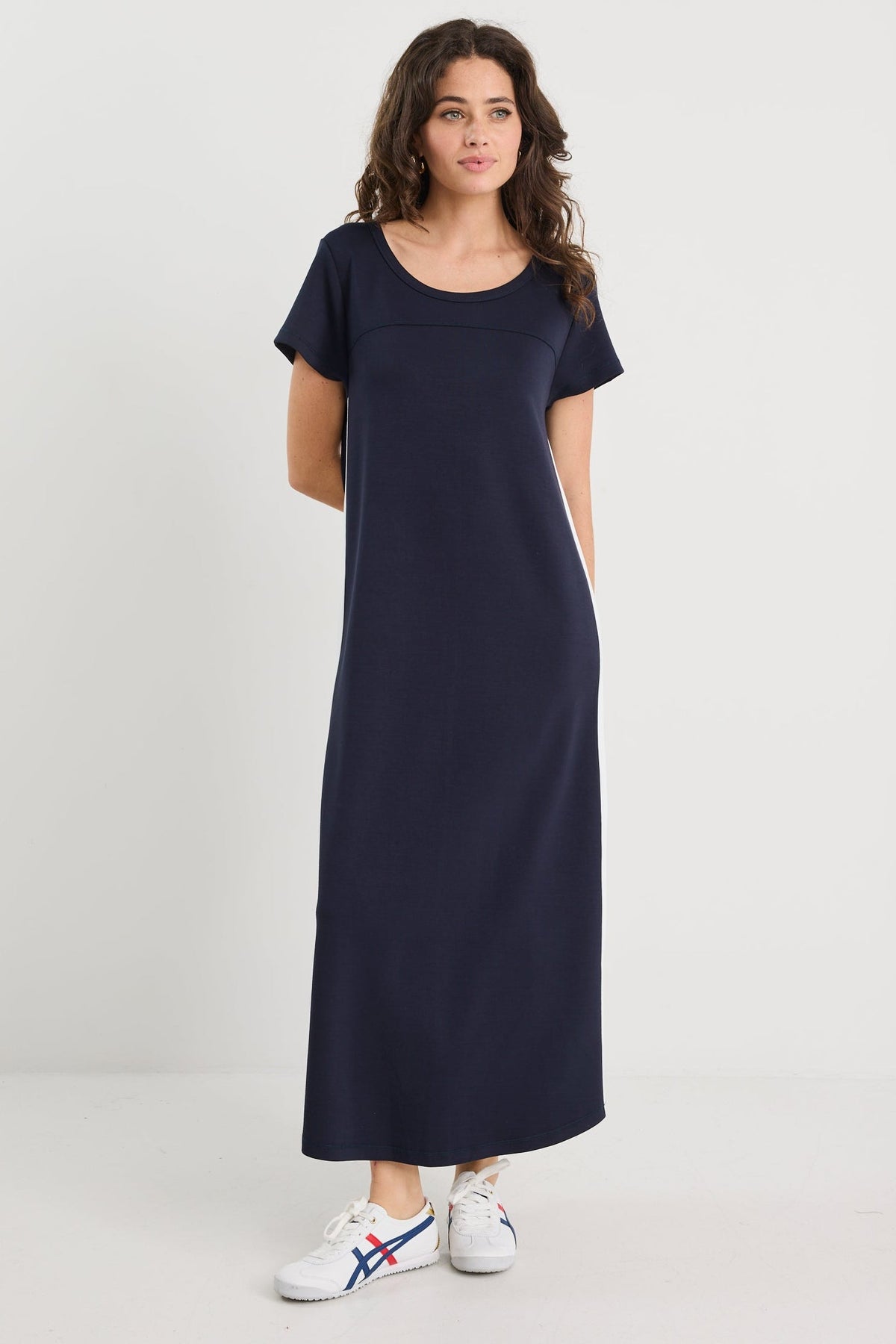 Ballad Ink Side Stripe Crew Neck Knit Maxi Dress