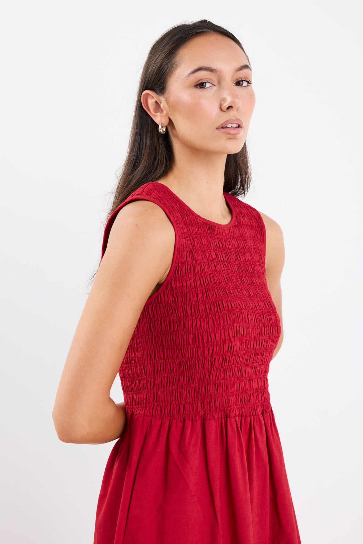 Bryar Plum Linen Blend Sleeveless Shirred Bodice Midi Dress
