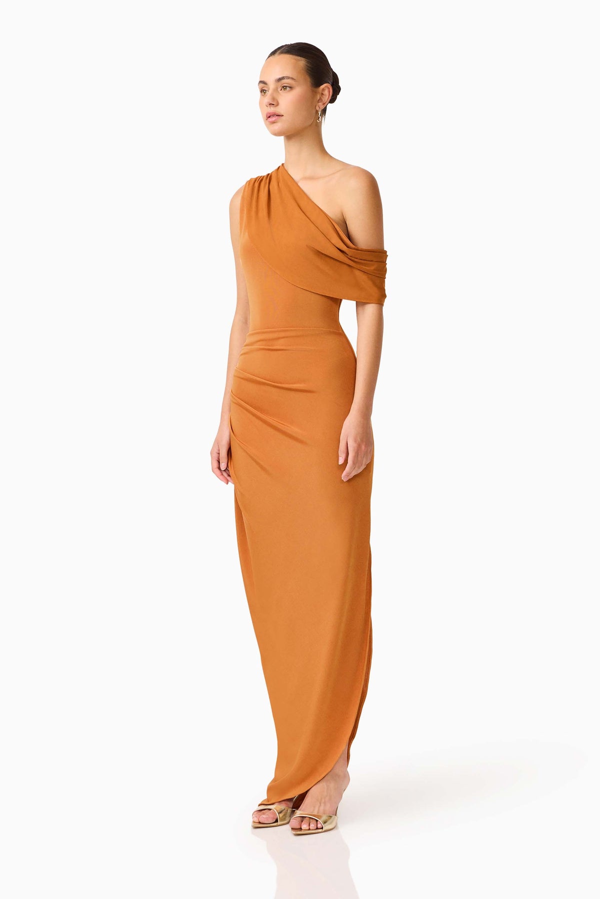 CURAAE Roya Off Shoulder Maxi Dress in Caramel Brown