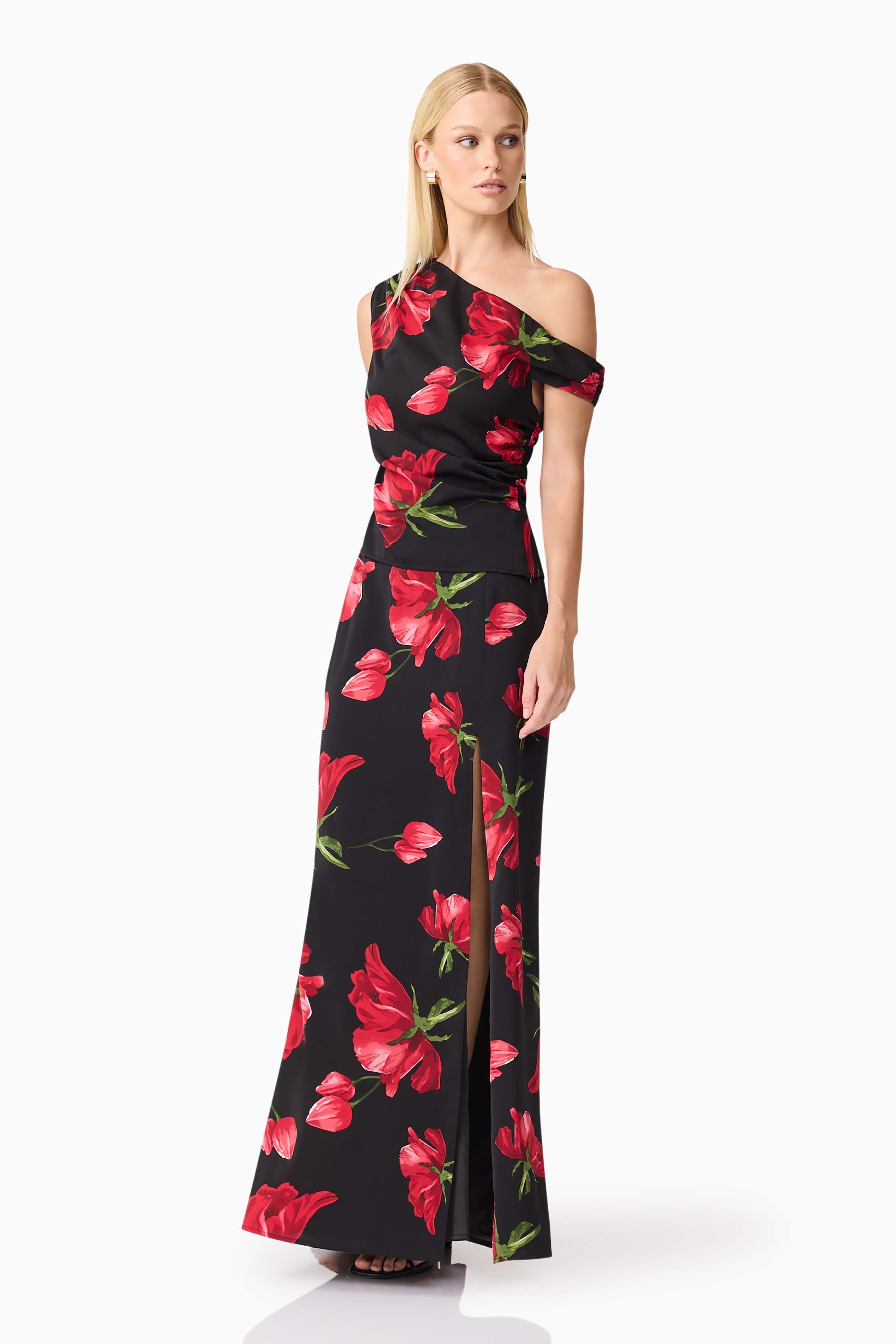 CURAAE Valetta Floral Set in Black & Red