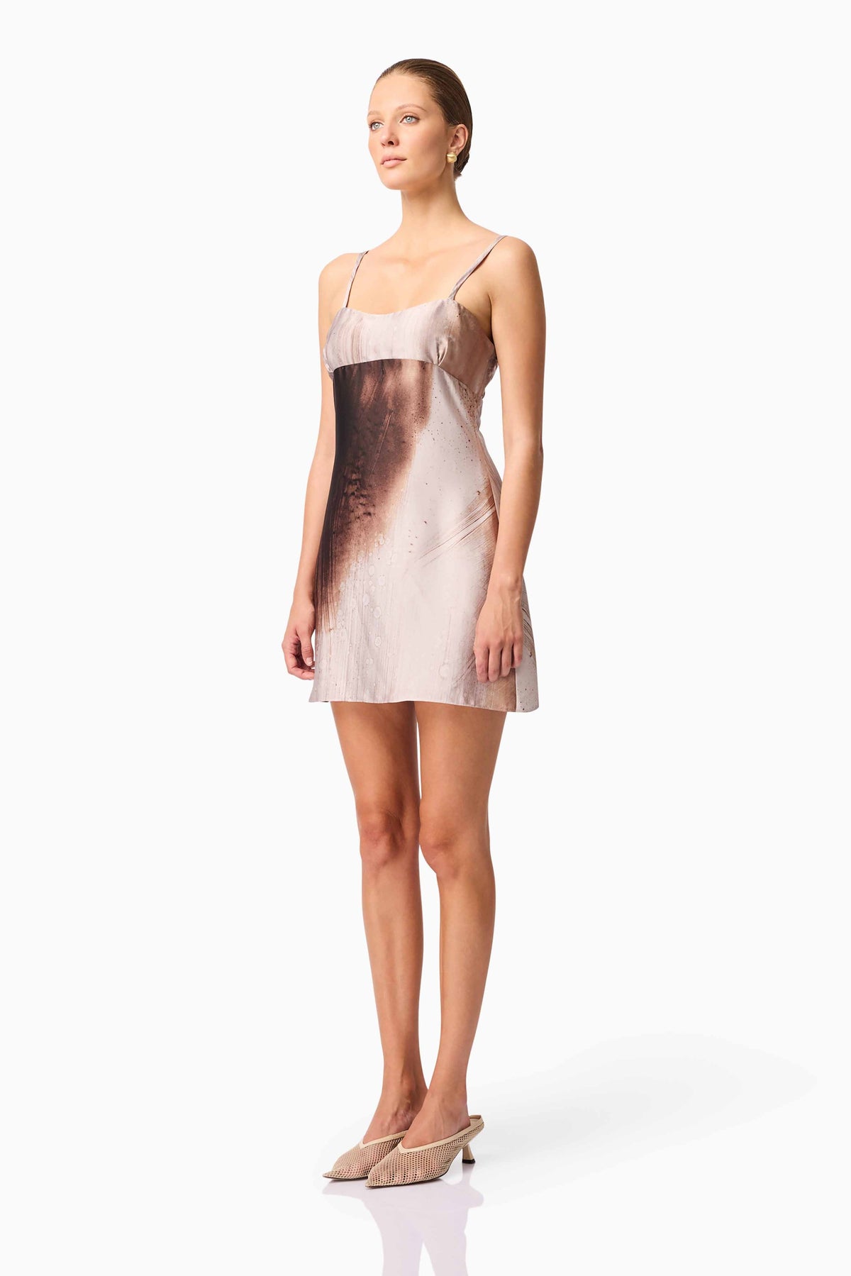 CURAAE Oriellie Sleeveless Mini Dress in Brown