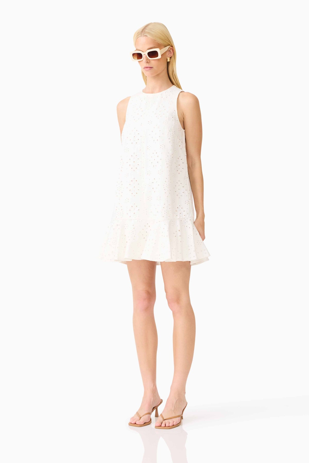 CURAAE Sierra Mini Shift Dress in White