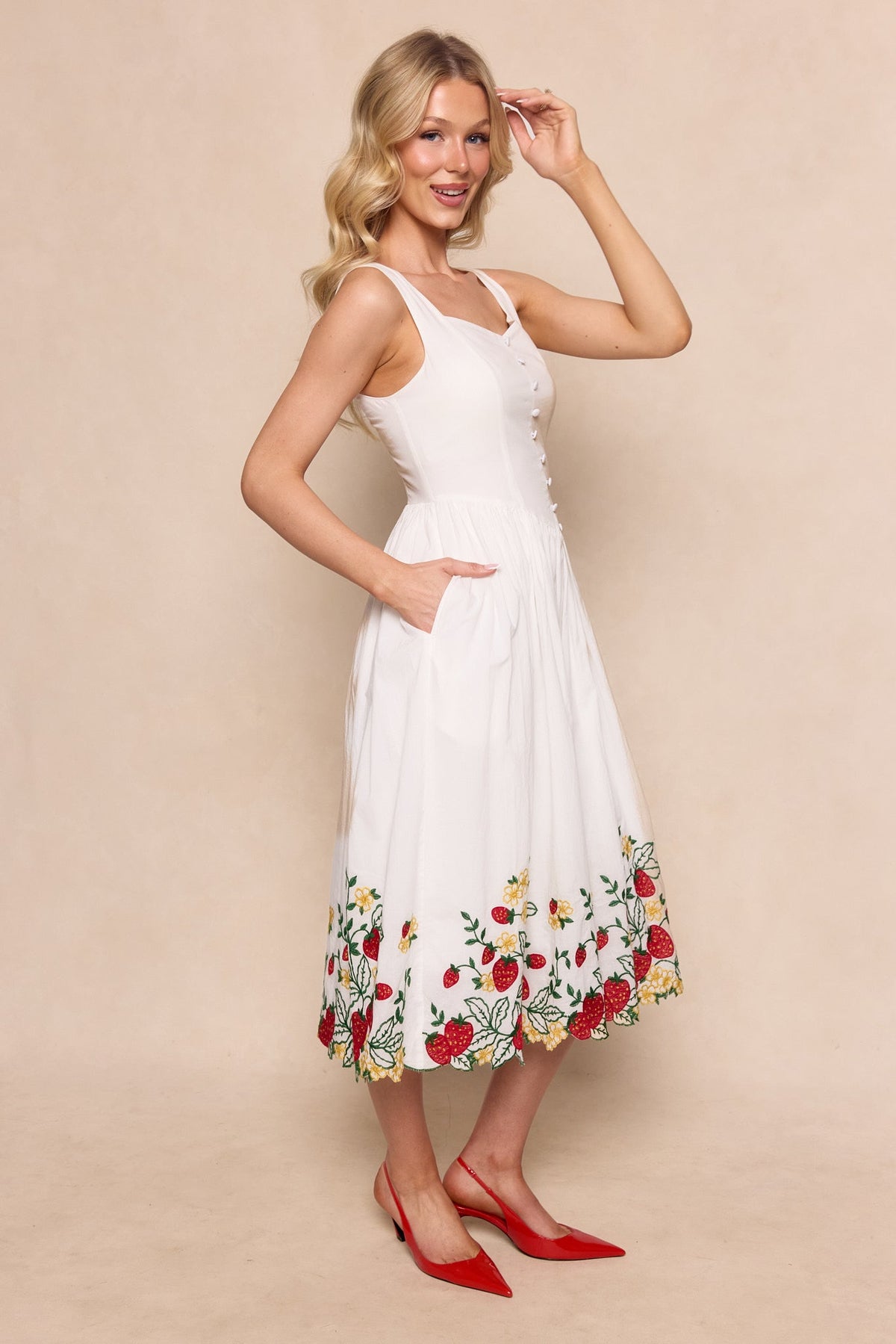 Clarissa Dress in Strawberry