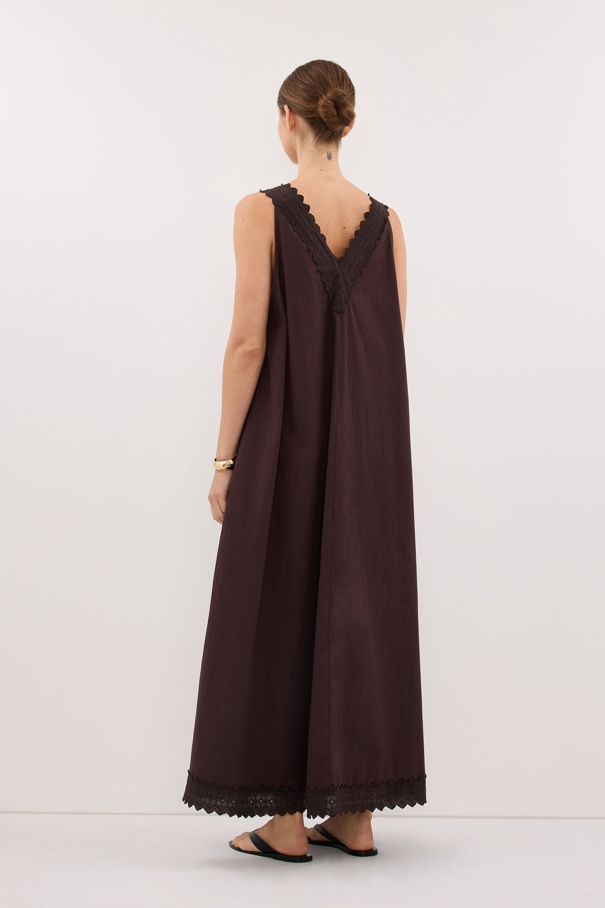 ANNABEL BURNT CHOC SLEEVELESS V NECK MIDI DRESS
