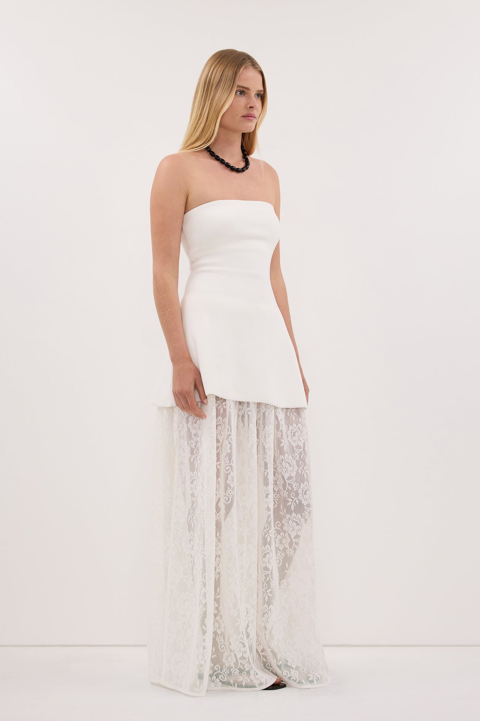 ANYA WHITE LACE MAXI SKIRT