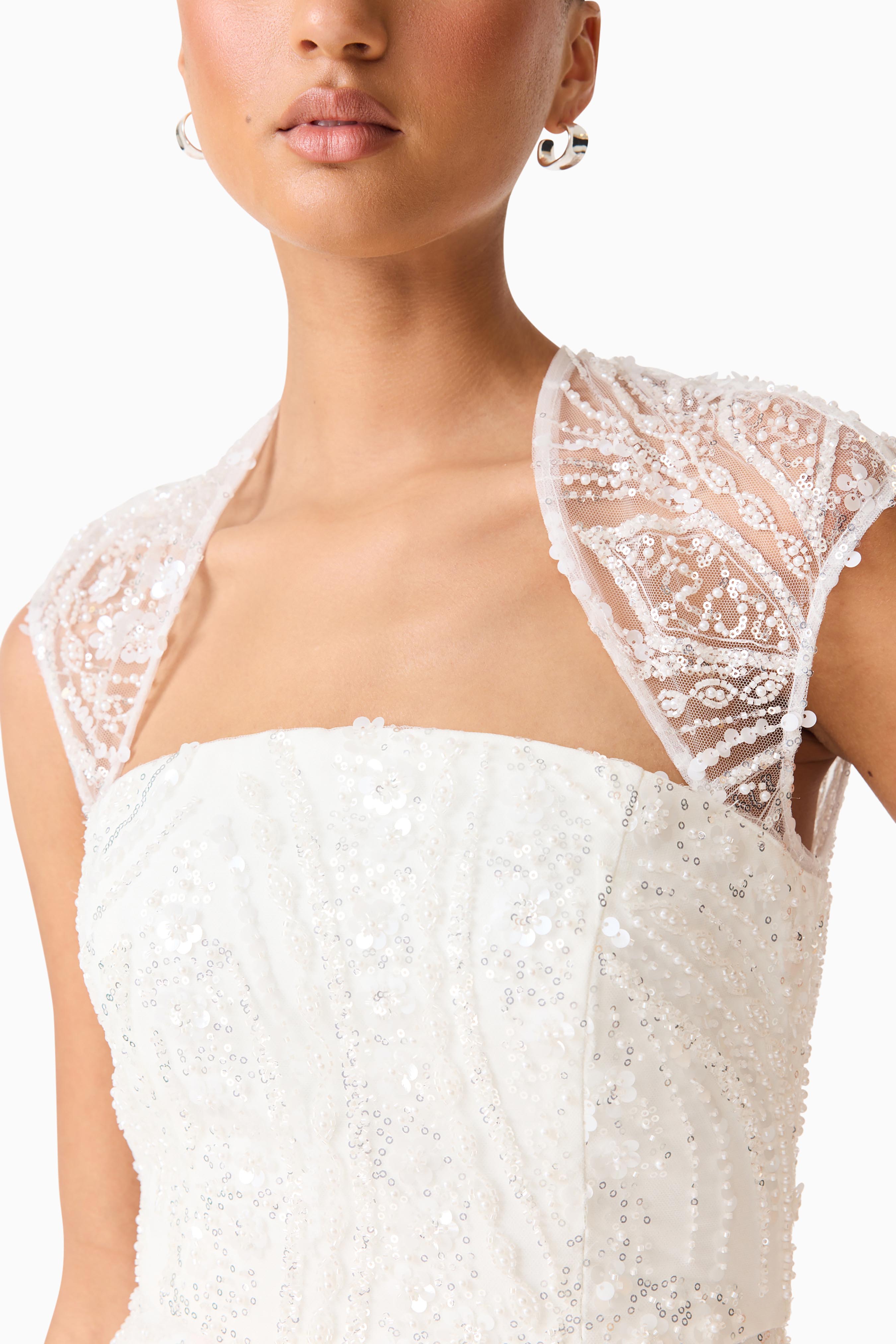 Daelia Embellished Gown White