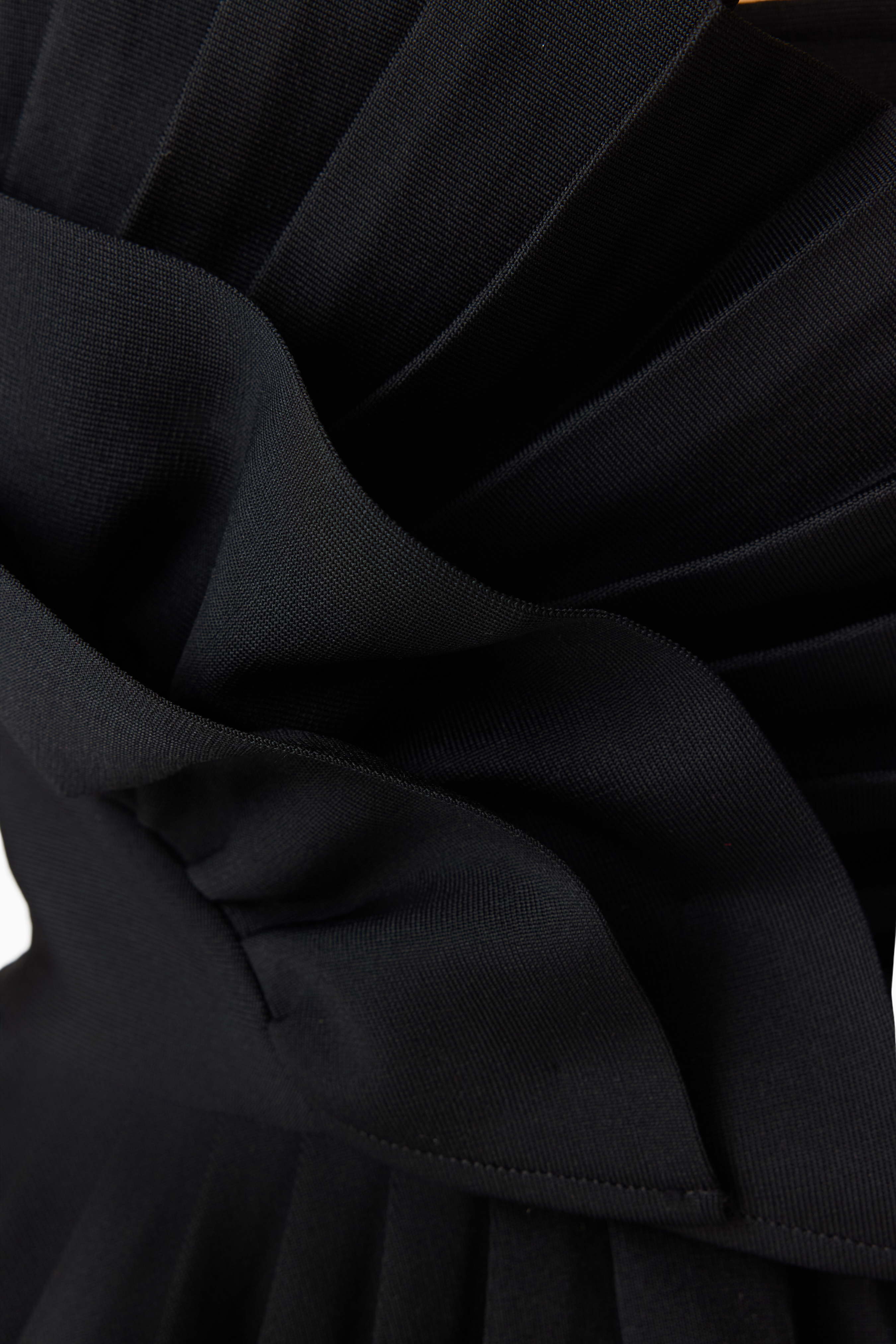Orelia Pleated Top in Black
