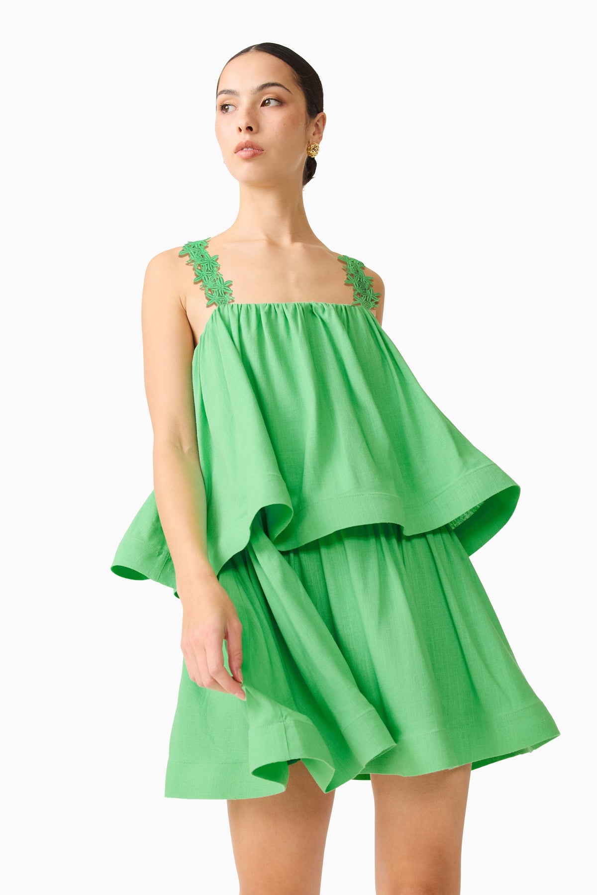 Emilie Tiered mini Dress in Kelly Green