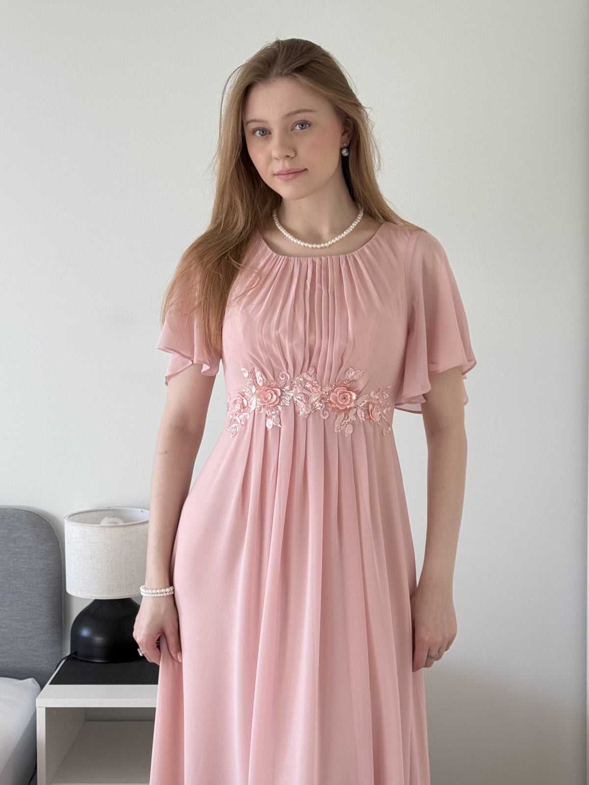 ever ASPYN|Pleated Applique Maxi Bridesmaid Dress