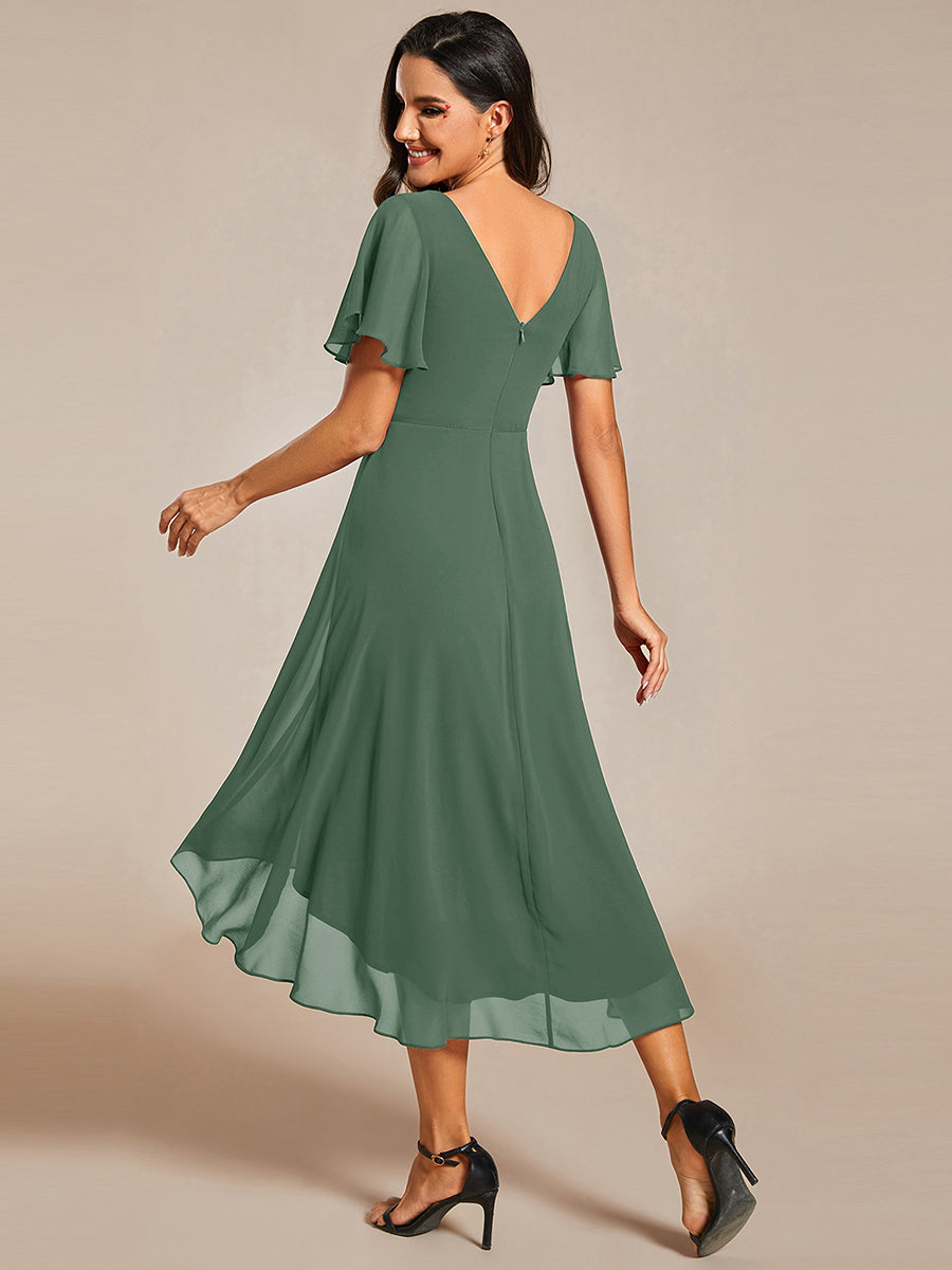 ever FAYE|Plus Size V-Neck Pleated Chiffon Midi Wedding Guest Dress