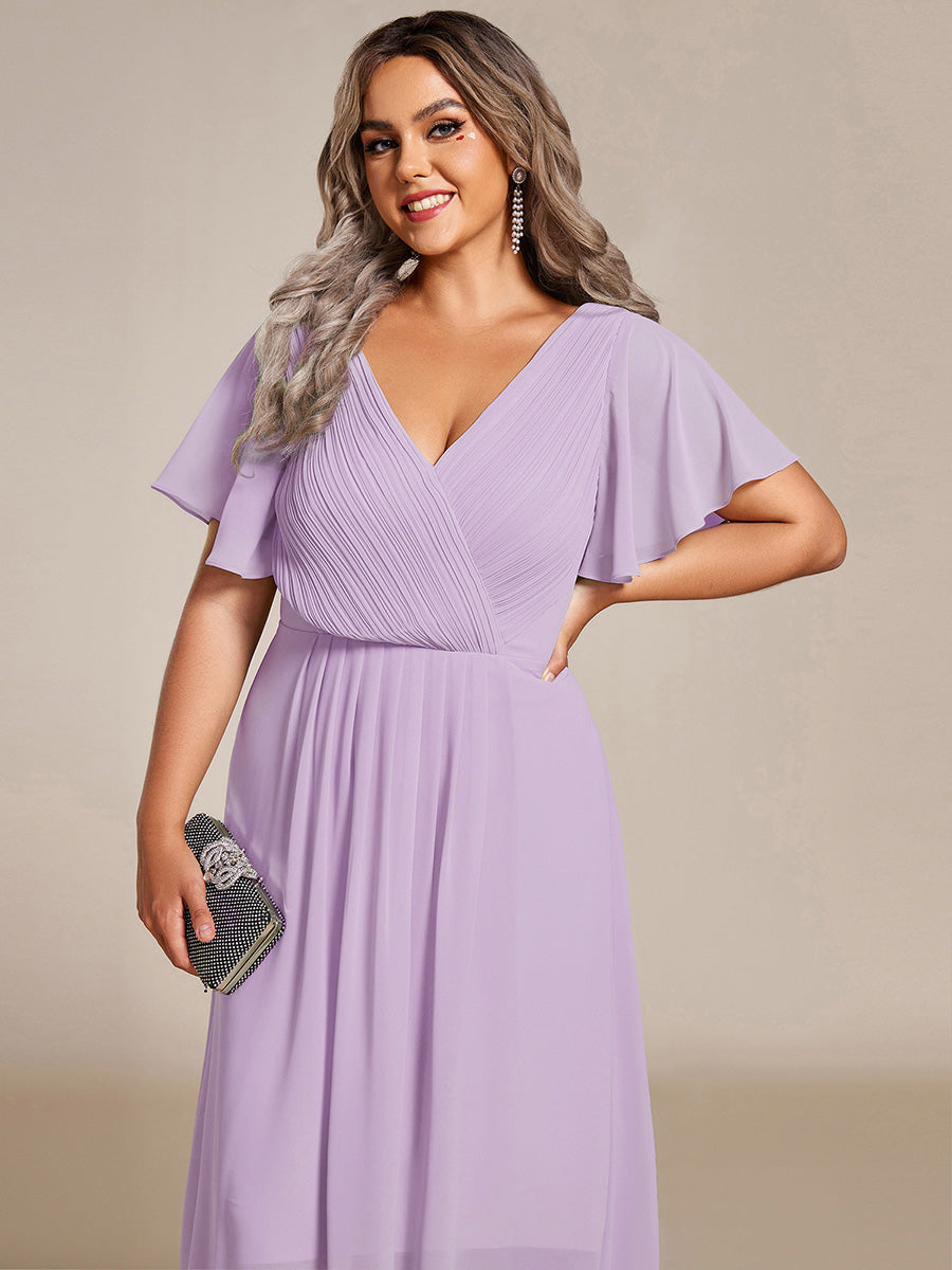 ever FAYE|Plus Size V-Neck Pleated Chiffon Midi Wedding Guest Dress