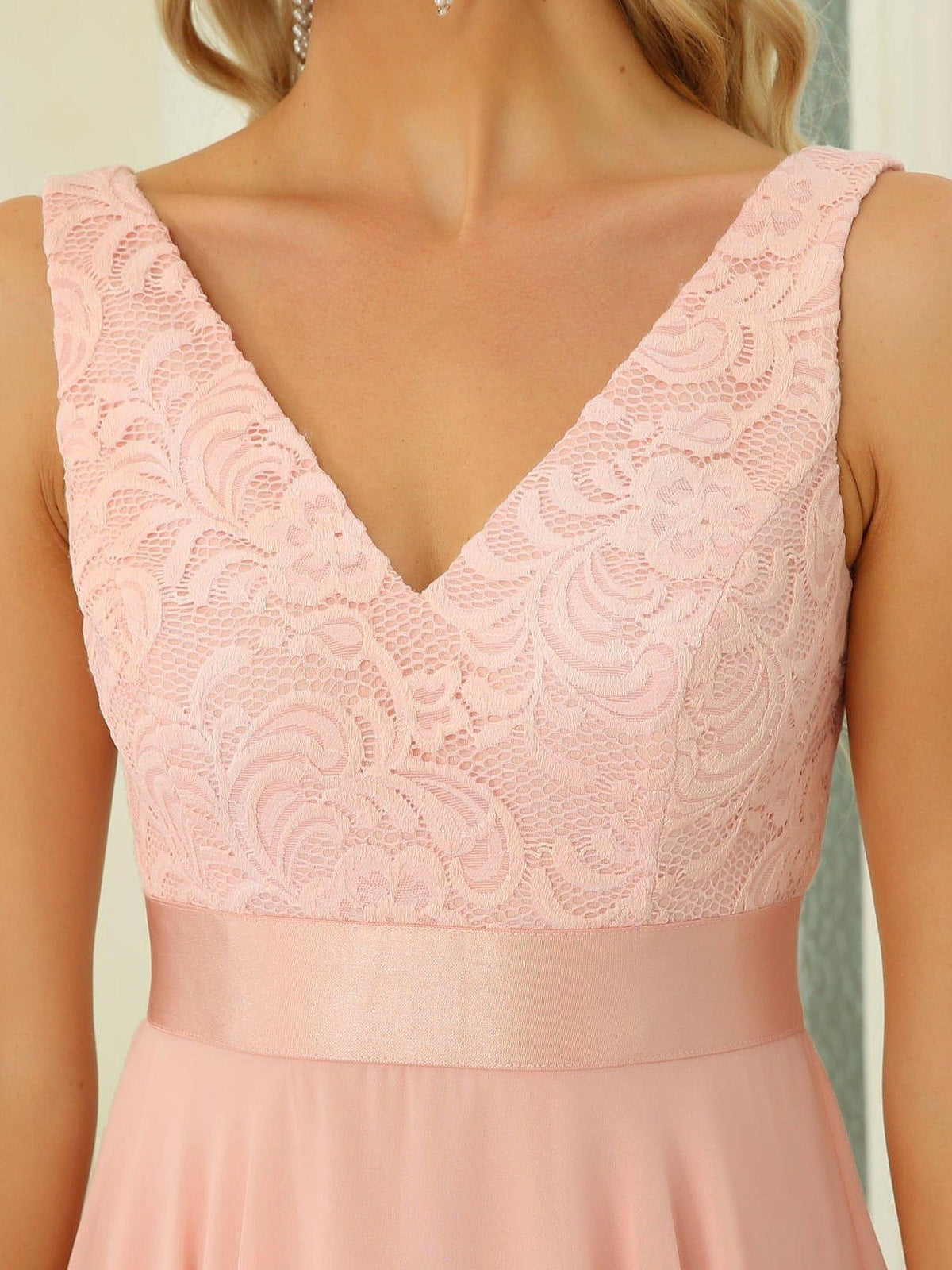 ever COSTA|Deep V-Neck Lace Chiffon Bridesmaid Dress with Asymmetrical Hem
