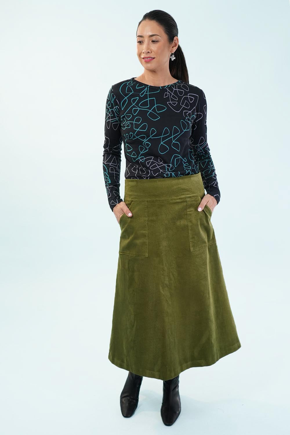 Amy Midi Cord Skirt – Moss